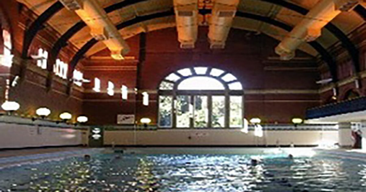 Gholap Pool Glossop Pool | Visit Peak District & Derbyshire