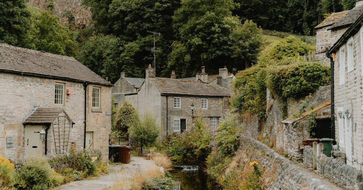 Welcome to Castleton - Visit Peak District & Derbyshire