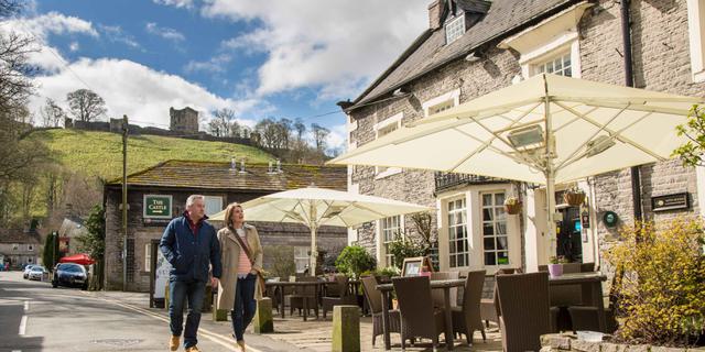 Castleton CREDIT Visit Peak District Derbyshire 2