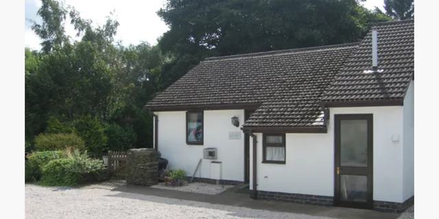 Chestnut and willow cottages willow cottage New