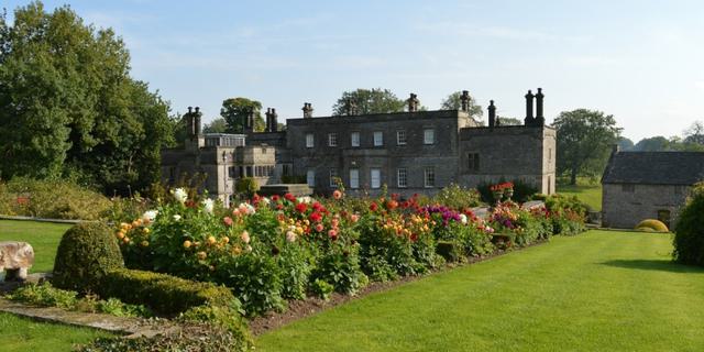 Tissington Hall New flowers NEW