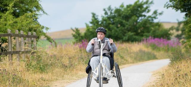 Cyclists parsley hay accessible Phil Sproson 08